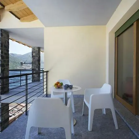 Sleeps 4 Pool Air Con Apartman *