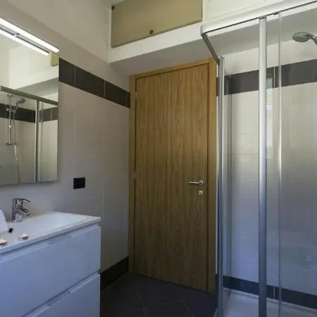 Sleeps 4 Pool Air Con Apartman Argegno