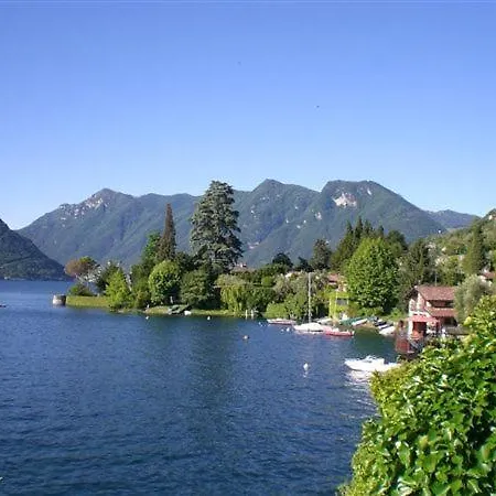 Sleeps 4 Pool Air Con Argegno